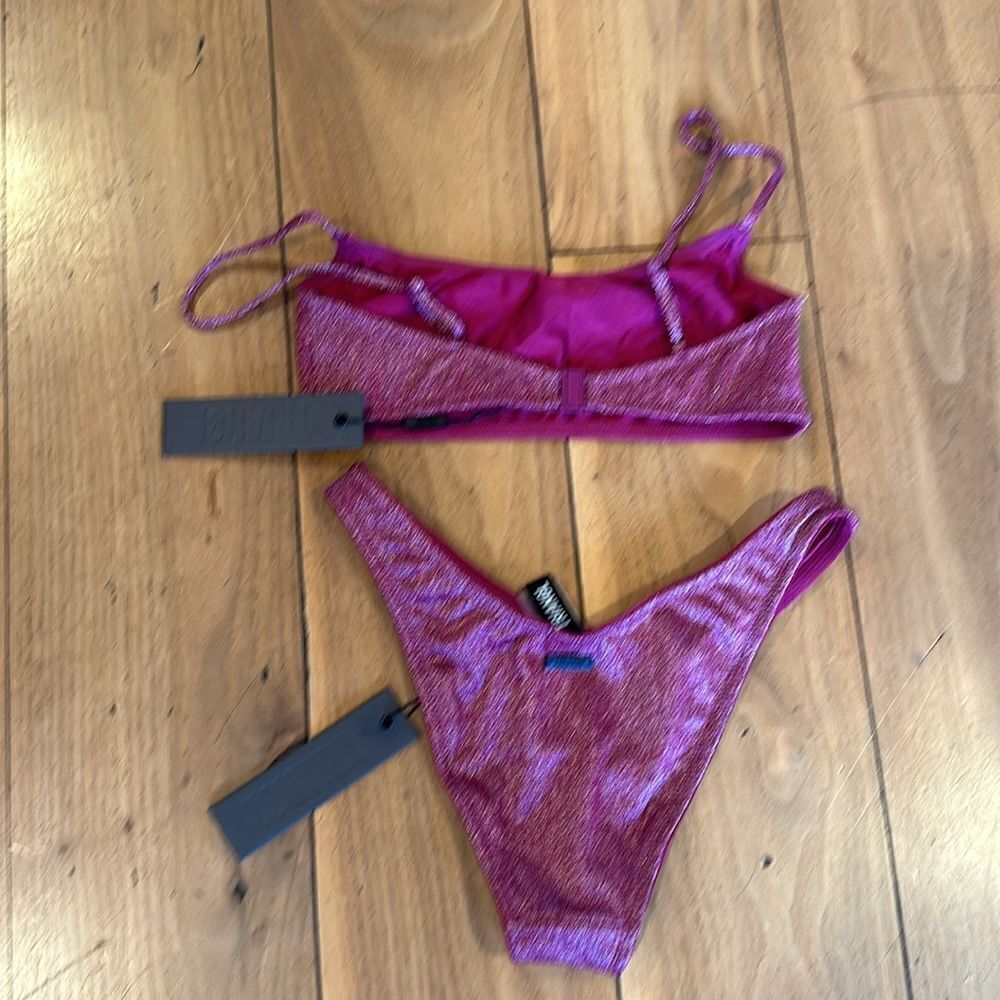 TRIANGL MICA - CHEEKY GRAPE SPARKLE SET NO BAG NEW WITH TAGS - Picture 7 of 7